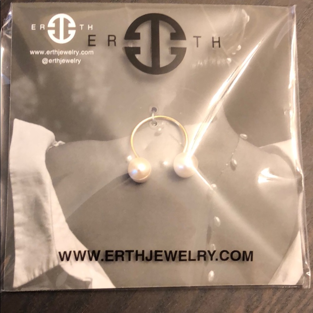 BNWT- ERTH Tu y Yo Ring from Fab Fit Fun box